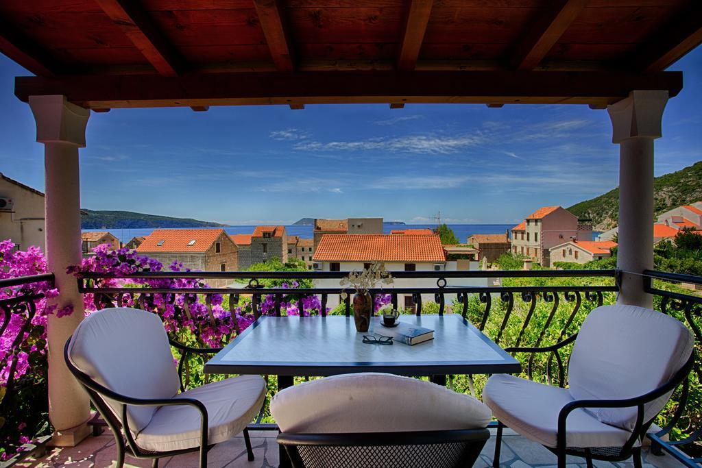 Villa Kamenica Komiža Pokój zdjęcie